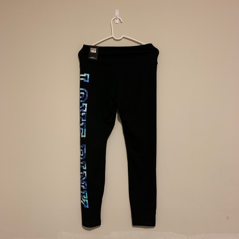 💙VS Pink Tie Dye Logo Leggings - Picture 6 of 7